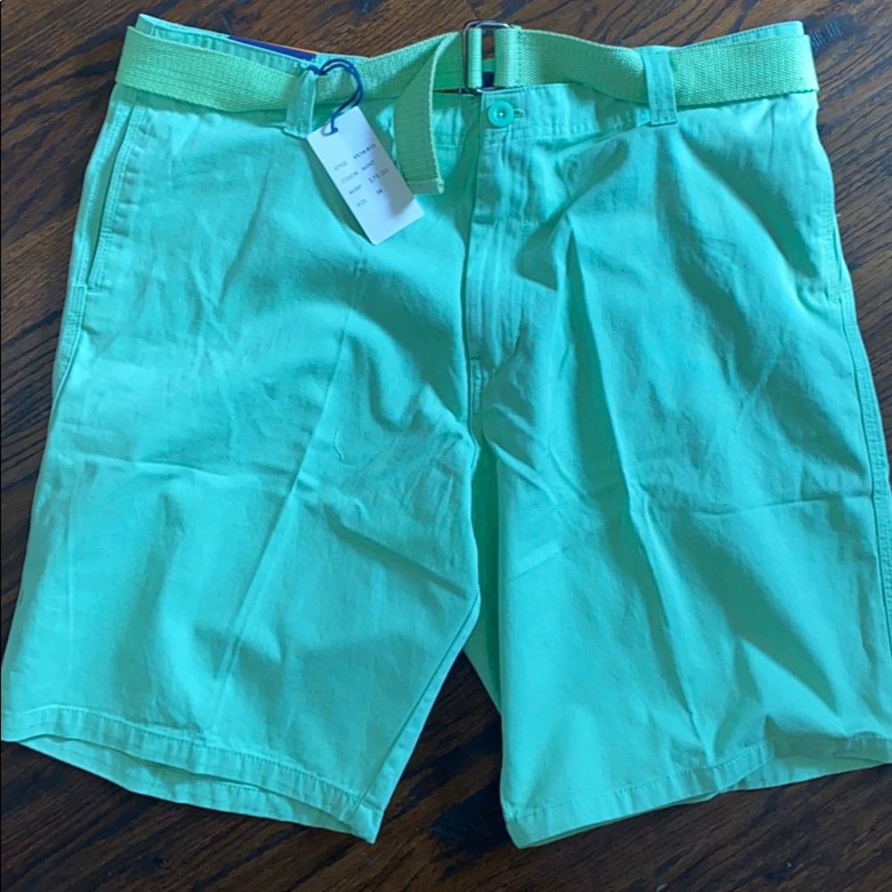 VISITOR Shorts Size 38